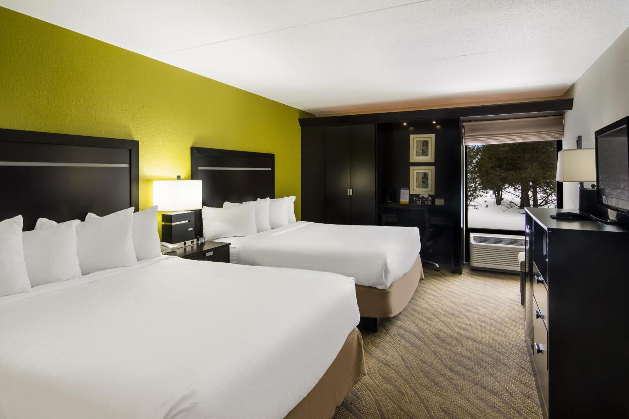 Comfort Inn Cadillac Dış mekan fotoğraf