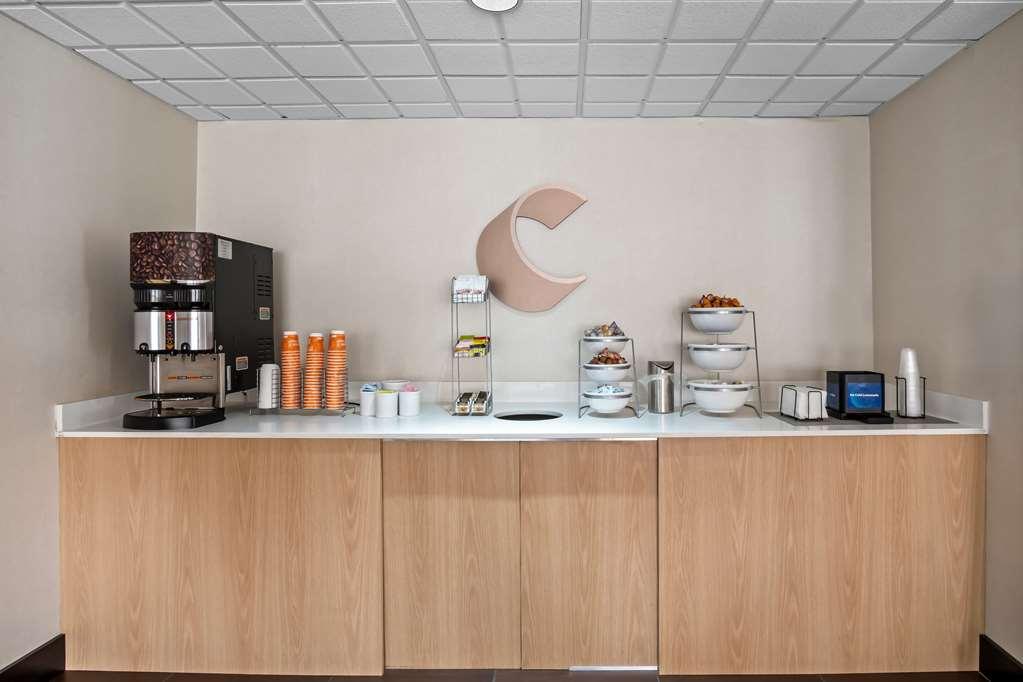Comfort Inn Cadillac Restoran fotoğraf