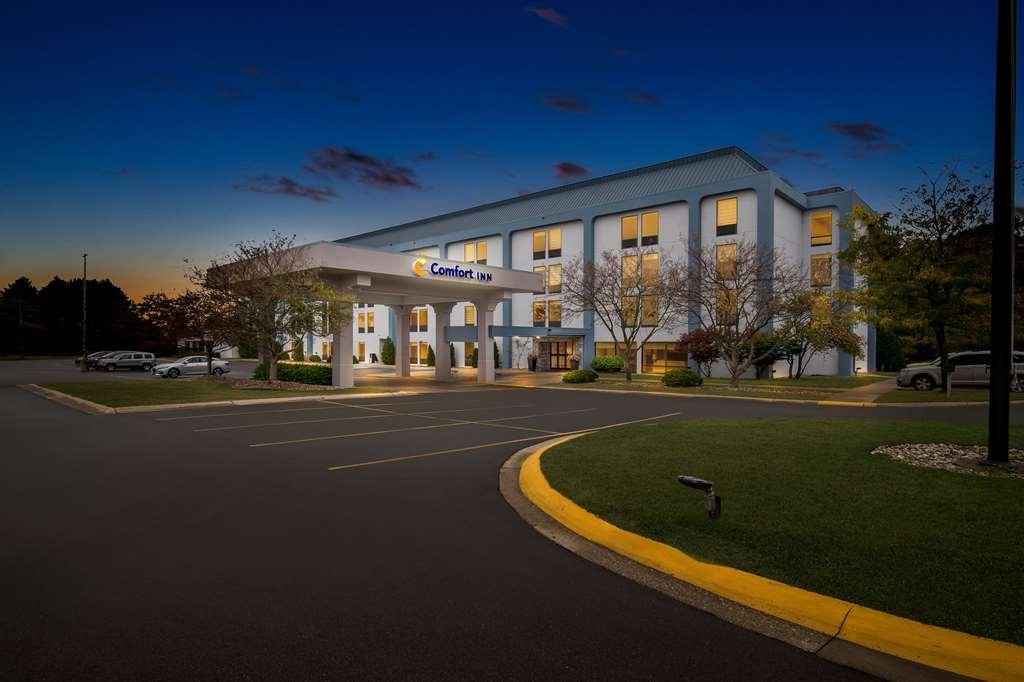 Comfort Inn Cadillac Dış mekan fotoğraf