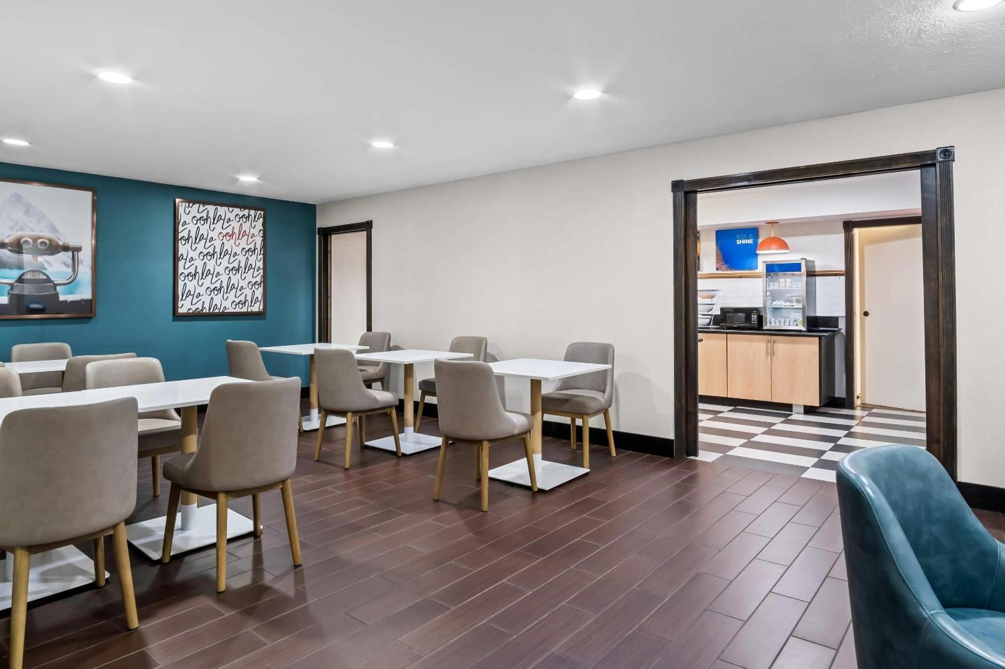 Comfort Inn Cadillac Dış mekan fotoğraf