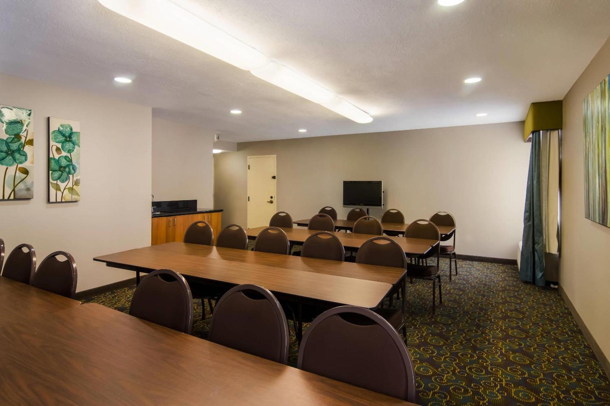 Comfort Inn Cadillac Dış mekan fotoğraf
